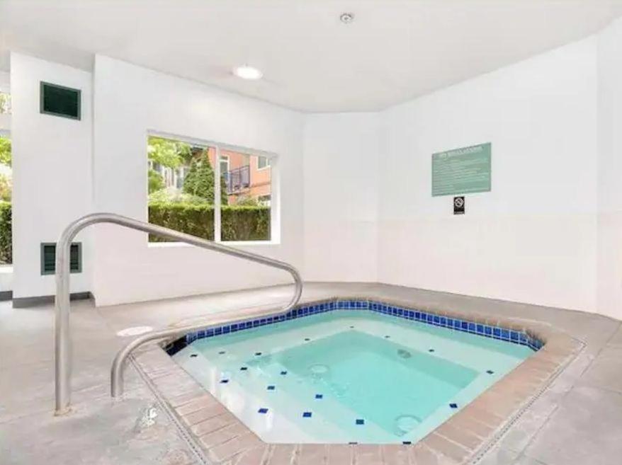 Penthouse Suite Downtown, Top Floor 4 Beds, 2Baths Seattle Zewnętrze zdjęcie